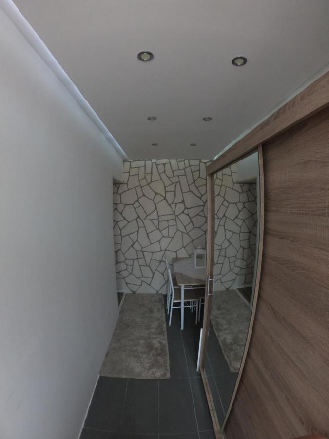 Apartmani Majetic Omišalj Екстериор снимка